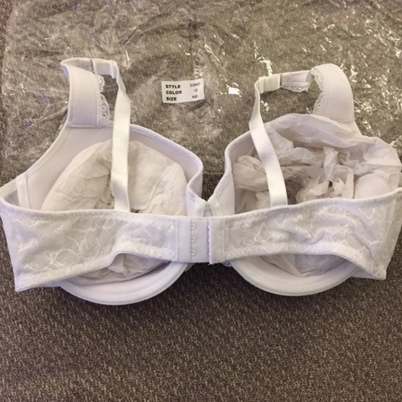 40D Frederick’s of Hollywood White Floral Bra (NWT) - Picture 3 of 3